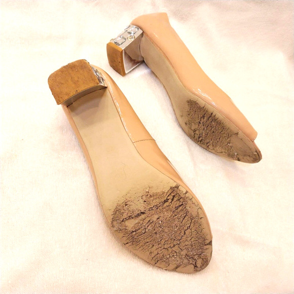 Miu Miu JEWELED HEELS Open Toe Pumps Patent Leather Tan Beige Sz 40 Wedding Prom - Picture 12 of 16